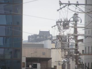 00
