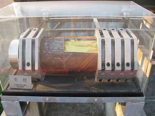 06